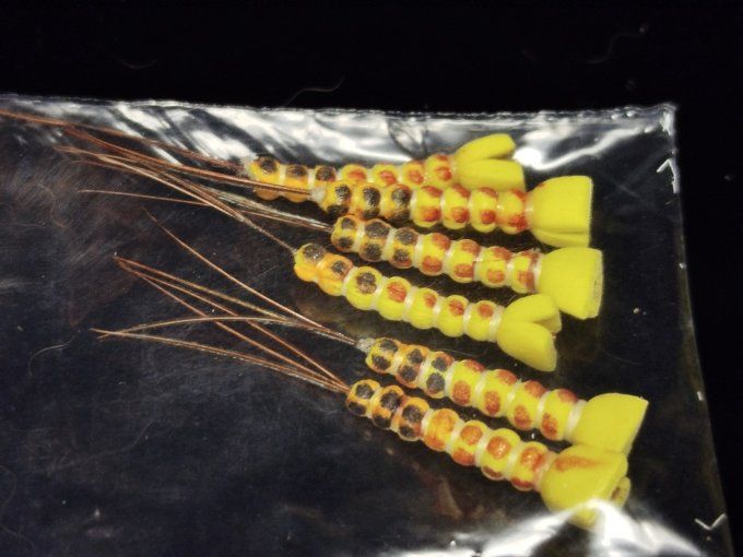 Mouche de mai corps détaché 